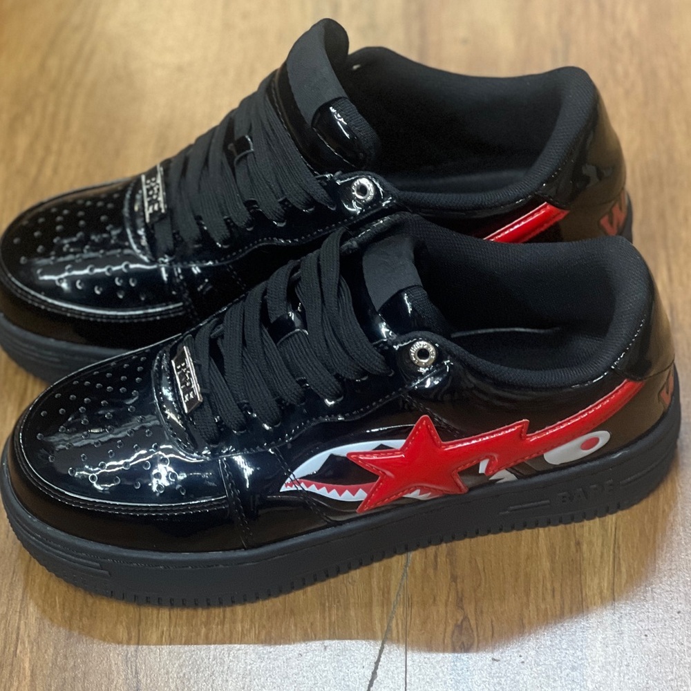 MEN’S Bape Sta Low Shark Black Patent Leather Sneakers
